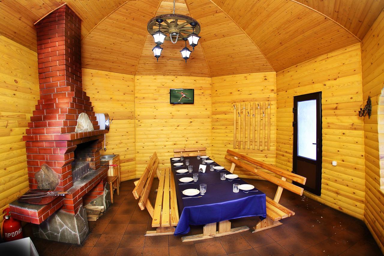 Usadba Kurkulya Hotel Mogilev Exterior photo
